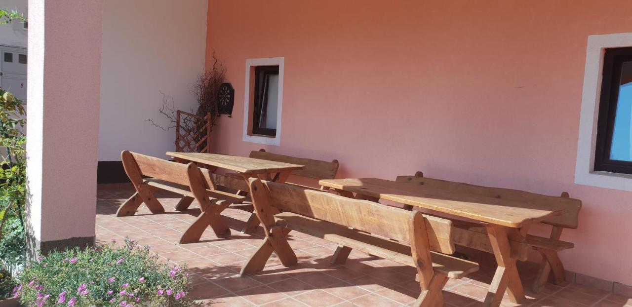 Klet Jana Bed & Breakfast Ястребарско Экстерьер фото